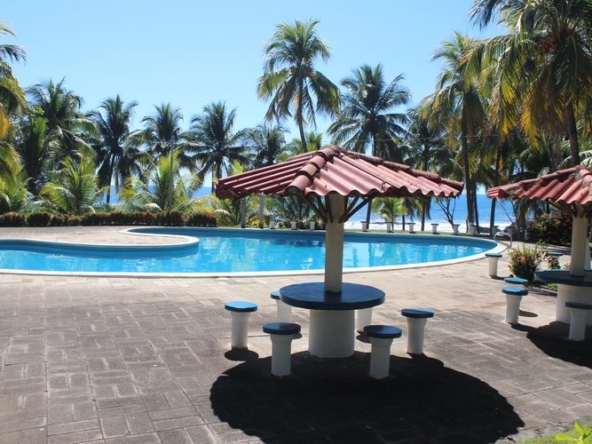 xanadu-green-house-ocean-view