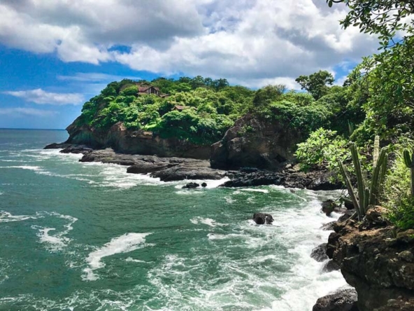 Ocean-front-lot-Redon-bay-2