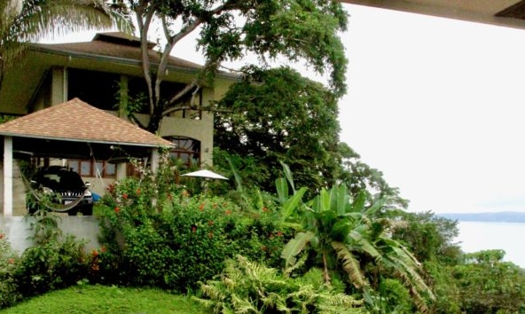 pavones-yoga-center-villa