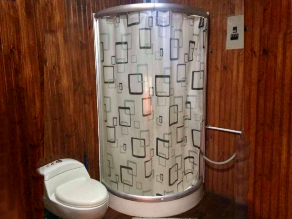 casa-envase-zancudo-shower
