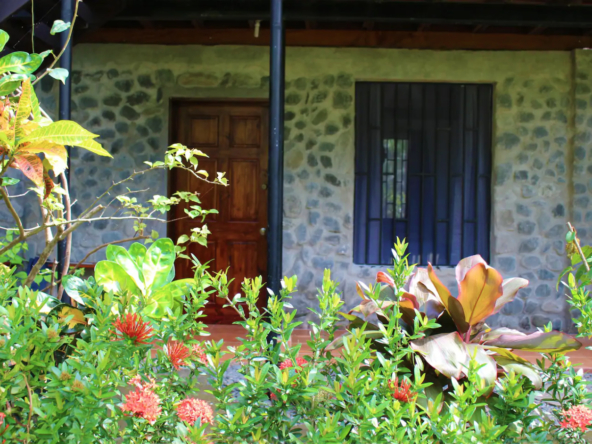 the-secret-garden-playa-zancudo