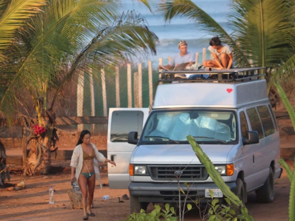palo-alto-wave-house-casa-pilucha