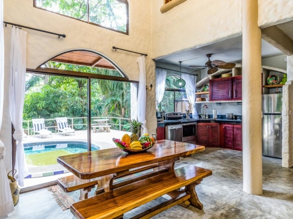 casa-mono-titi-manuel-antonio