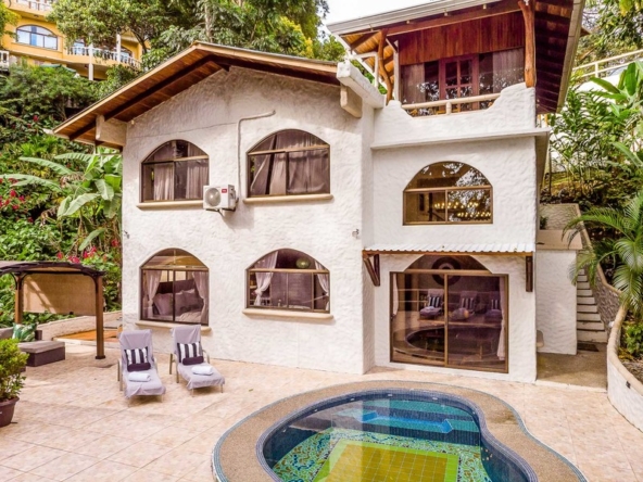 casa-mono-titi-manuel-antonio