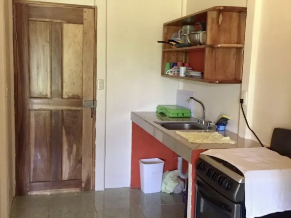 pavones-ocean-view-beach-house-kitchen