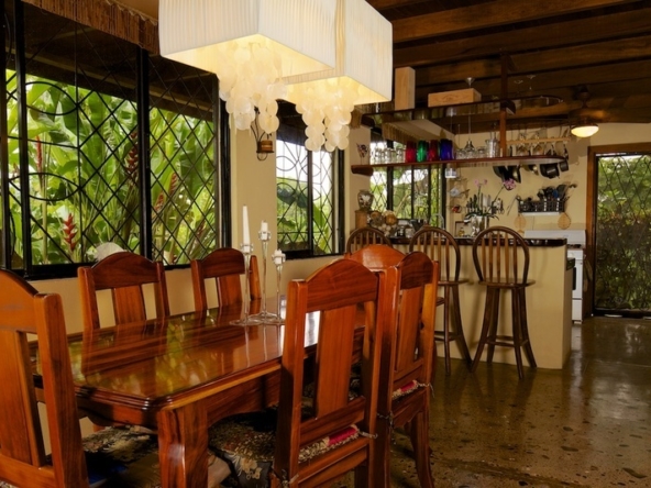 pavones-cresta-alta-villa-for-sale