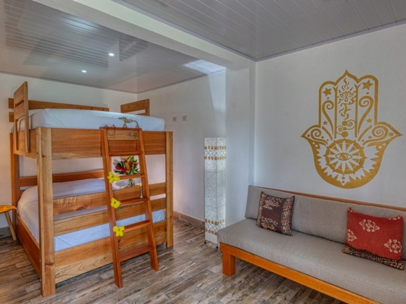 spectacular-surf-yoga-retreat-center-uvita