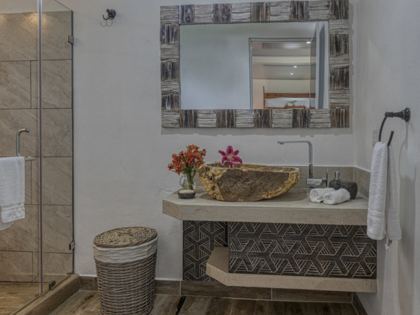 spectacular-surf-yoga-retreat-center-uvita