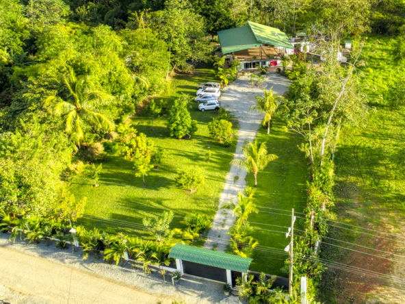 spectacular-surf-yoga-retreat-center-uvita