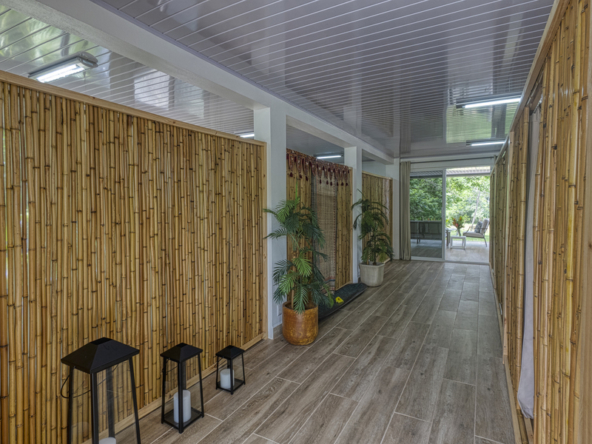 spectacular-surf-yoga-retreat-center-uvita