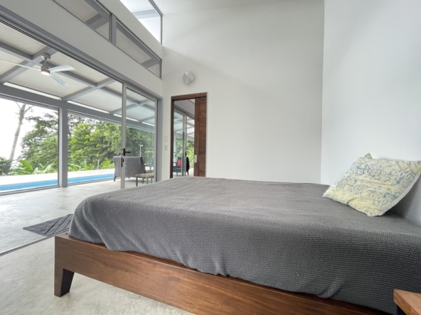 2-br-whales-tail-view-home