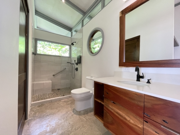 2-br-whales-tail-view-home