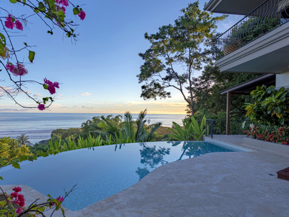 luxury-home-just-steps-from-the-beach