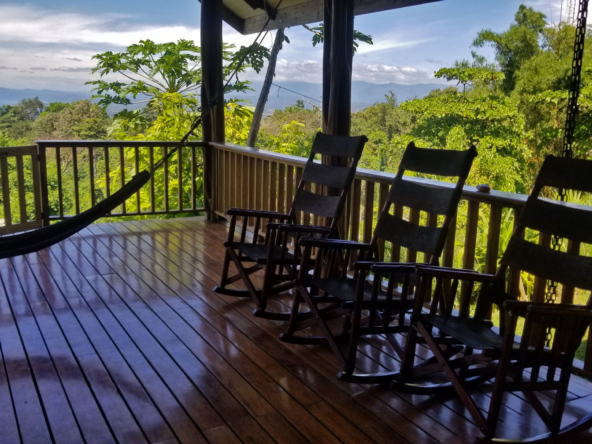 casa-amarilla-pavones