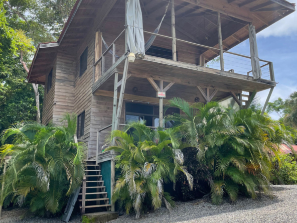 montezuma-ocean-view-property-with-3-rental-units