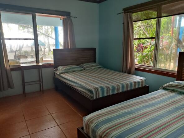 casa-celeste-playa-zancudo