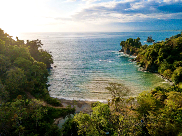 casa-playa-vista-manuel-antonio-for-sale