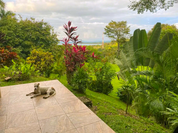 infinity_jungle_lounge_costa_rica_vacation_rental