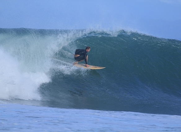 pavones-surf-shop-&-factory