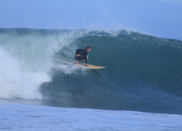 pavones-surf-shop-&-factory