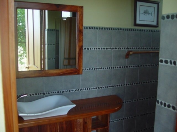 tropical-luxury-pavones-villa