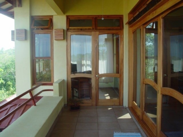 tropical-luxury-pavones-villa