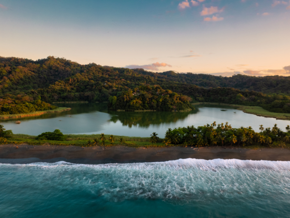 ultimate-eco-lodge-laguna-vista-surrounded-by-natural-lagoon-osa-peninsula