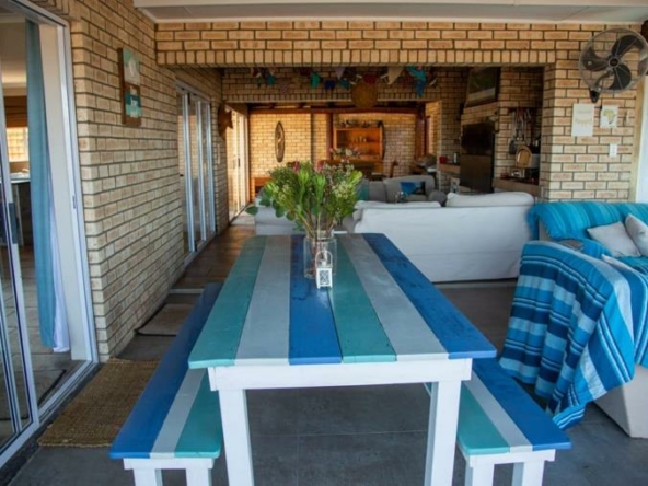 8-bedroom-surf-home-south-africa