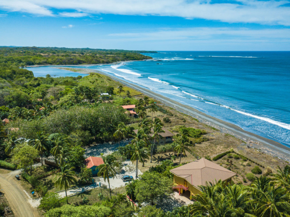 titled-beachfront-property-guasacate-costa-rica