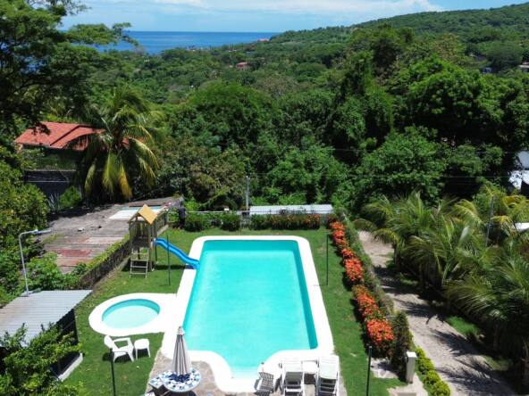 income-producing-beach-house-atami