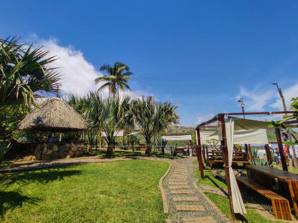 el-parmarcito-oceanfront-cliffside-property