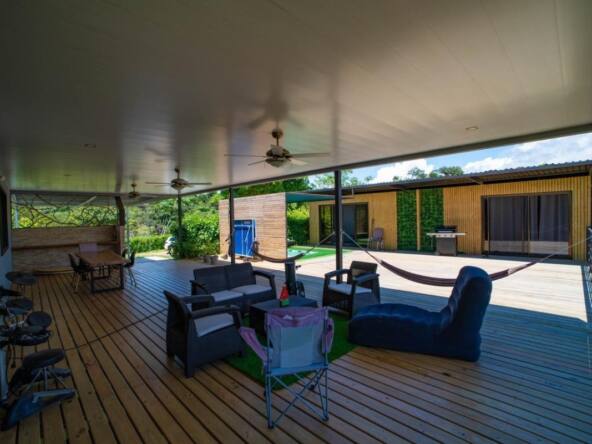 finca-bamboo-modern-tropical-comfort