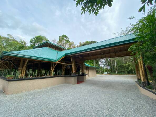 stunning-16-room-hotel-costa-rica
