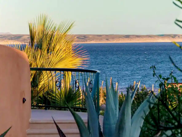 casa-lava-scorpion-bay