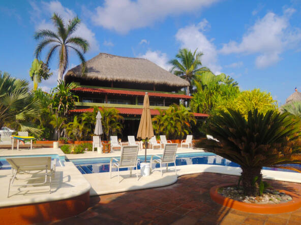 majahua-palms-saladita-hotel-for-sale