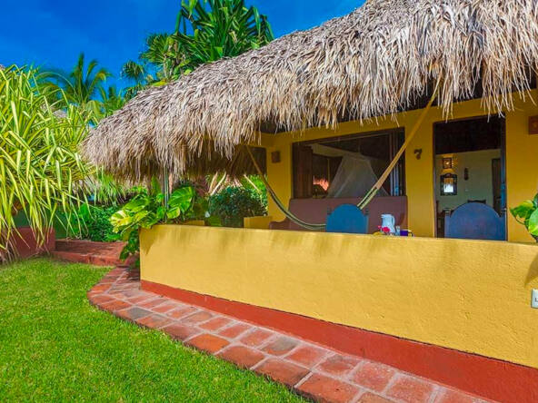 majahua-palms-saladita-hotel-for-sale