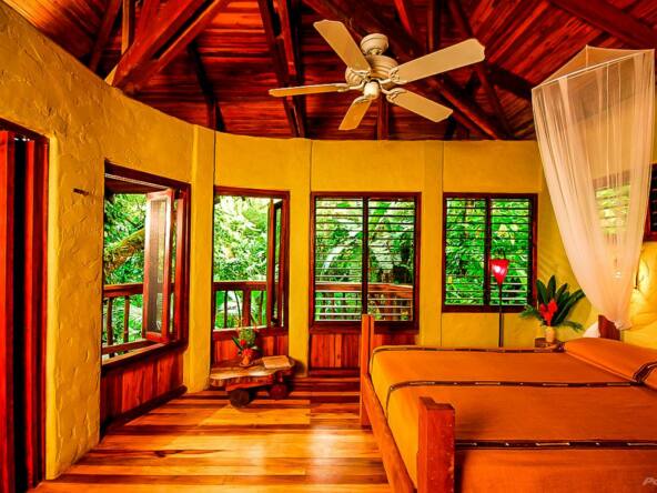 osa-waterfront-lodge-for-sale