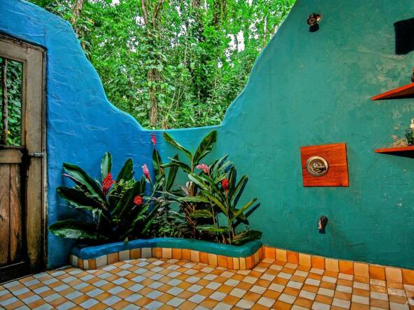osa-waterfront-lodge-for-sale