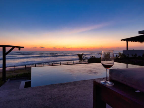casa-cuchara-saladita-beach-house