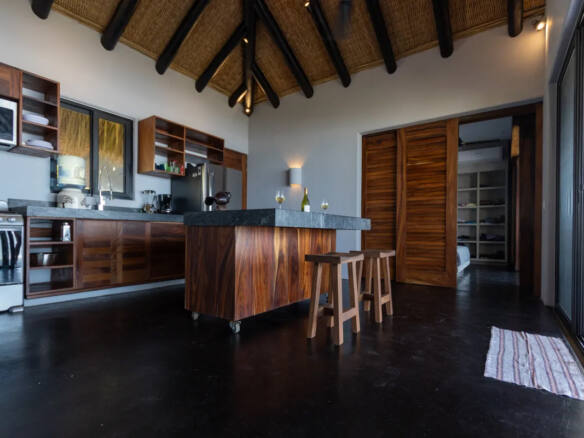 casa-cuchara-saladita-beach-house
