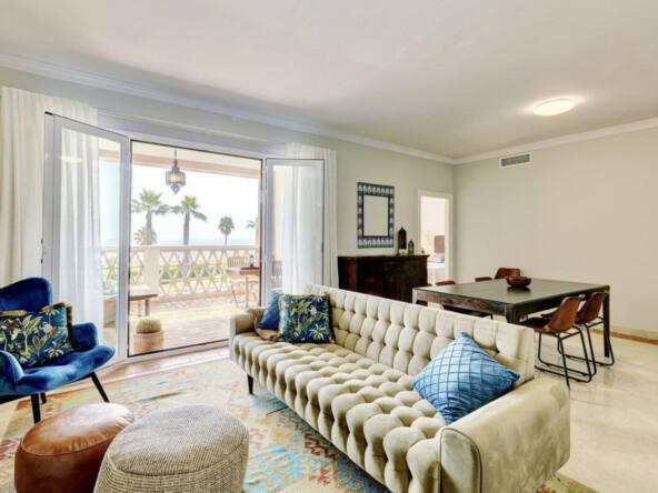 furnished-seaside-apartment-in-cesare-malaga-spain