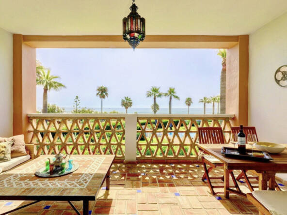 furnished-seaside-apartment-in-cesare-malaga-spain