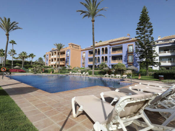 furnished-seaside-apartment-in-cesare-malaga-spain