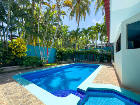 income-producing-beach-house-las-flores