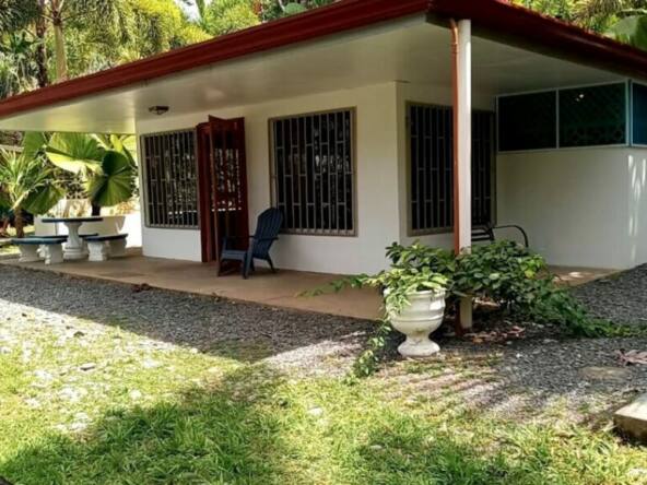 pavones-titled-home-for-sale