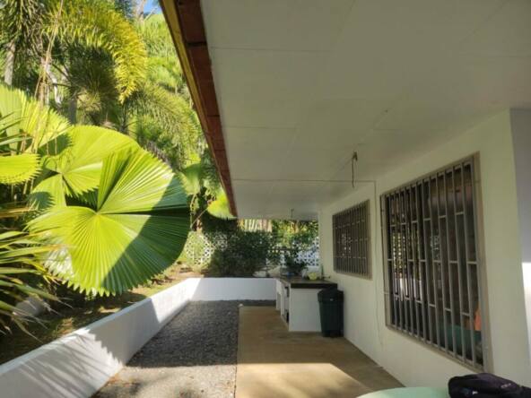 pavones-titled-home-for-sale