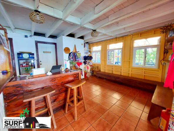 beachfront-lodge-for-sale-in-bocas-dell-toro