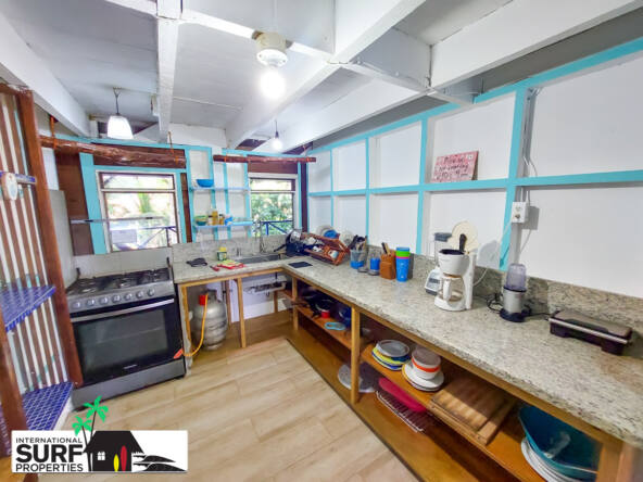 beachfront-lodge-for-sale-in-bocas-dell-toro
