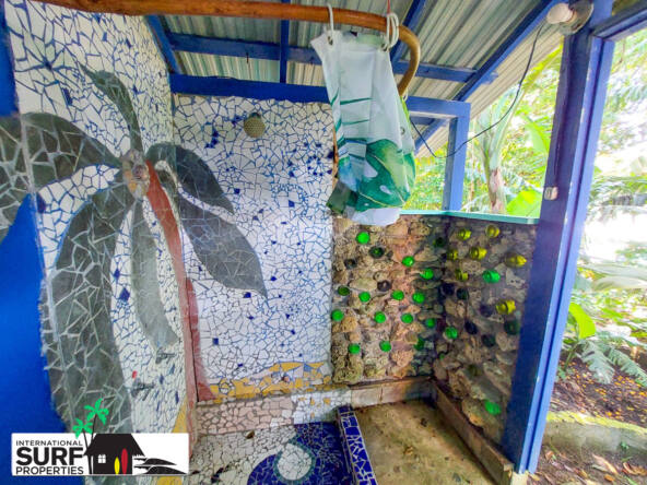 beachfront-lodge-for-sale-in-bocas-dell-toro