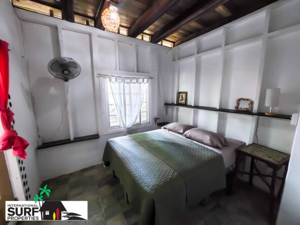beachfront-lodge-for-sale-in-bocas-dell-toro